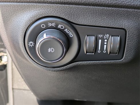 Certified 2019 Jeep Compass Trailhawk w/ Cold Weather Group image 13