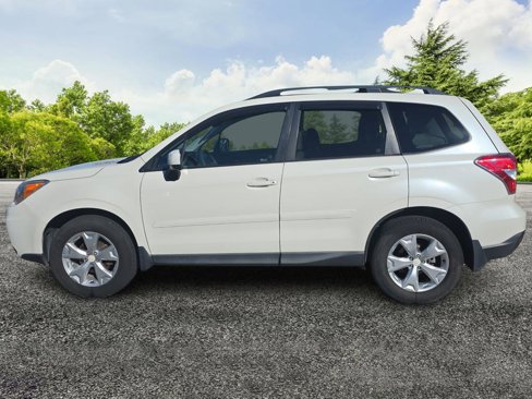 Used 2016 Subaru Forester 2.5i Premium w/ All-Weather Package image 4