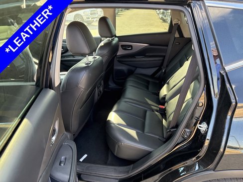 Used 2023 Nissan Murano SV image 6