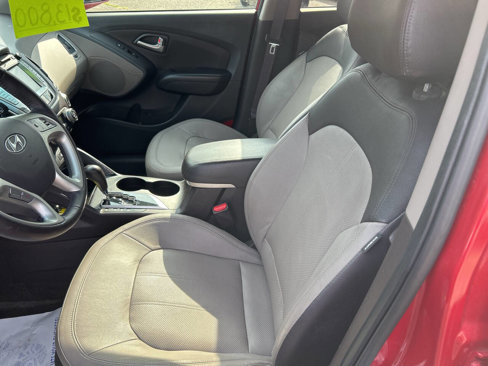 Used 2013 Hyundai Tucson Limited w/ Premium Pkg image 7