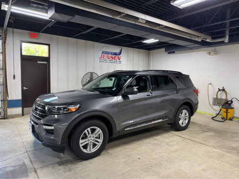 Used 2021 Ford Explorer XLT w/ Equipment Group 202A image 1