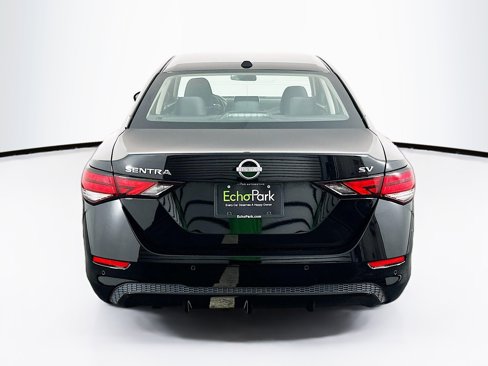 Used 2024 Nissan Sentra SV image 7