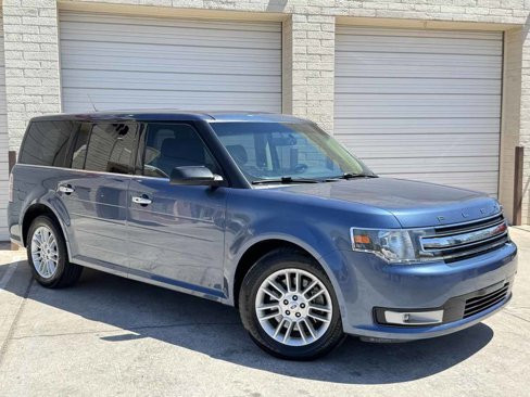 Used 2019 Ford Flex SEL w/ Equipment Group 202A image 2