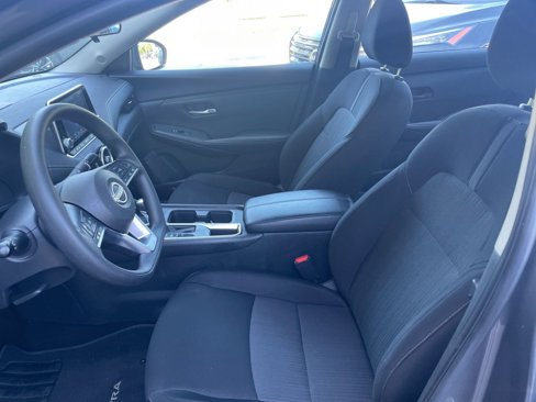Used 2024 Nissan Sentra SV image 24