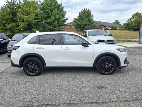 Used 2024 Honda HR-V Sport image 9