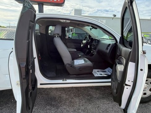 Used 2015 Chevrolet Colorado W/T image 13