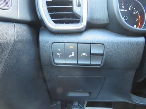 Used 2020 Kia Sportage LX w/ LX Popular Package image 20