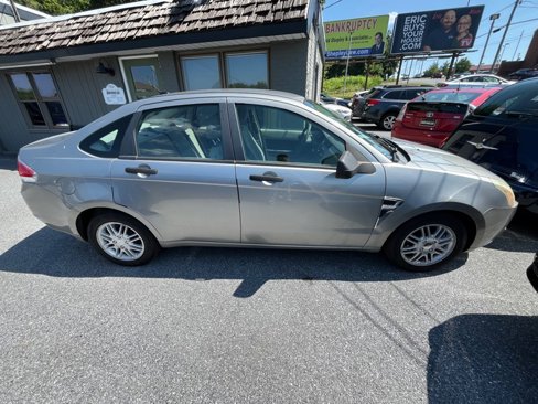 Used 2008 Ford Focus SE image 4
