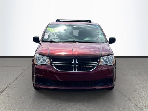 Used 2016 Dodge Grand Caravan American Value Package w/ UConnect Hands-Free Group image 2