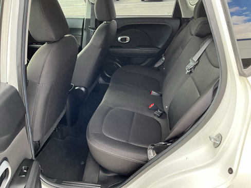 Used 2016 Kia Soul image 10