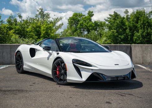 New 2025 McLaren Artura Spider image 9