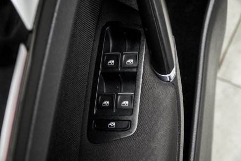 Used 2017 Volkswagen GTI Sport image 29