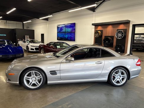 Used 2007 Mercedes-Benz SL 550 w/ Premium Pkg II image 3