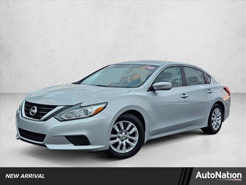 Used 2018 Nissan Altima 2.5 S w/ S Convenience Package image 1