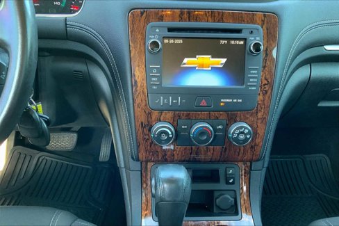 Used 2013 Chevrolet Traverse LT image 6