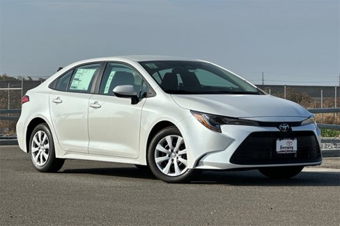 New 2025 Toyota Corolla LE image 2