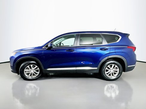Used 2020 Hyundai Santa Fe SE image 4