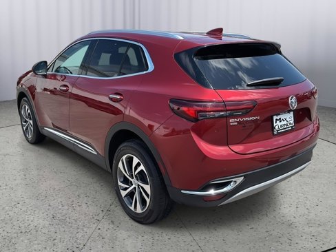 Used 2023 Buick Envision Essence image 3
