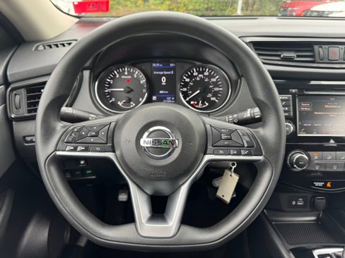 Used 2019 Nissan Rogue S image 15