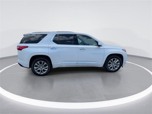 Used 2018 Chevrolet Traverse Premier w/ Driver Confidence II Package image 5