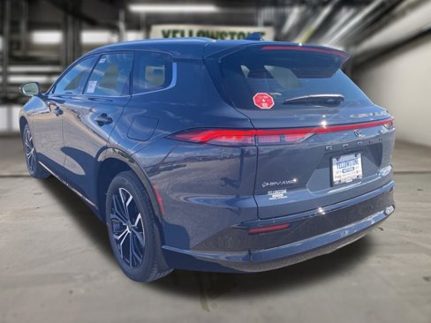 New 2025 Toyota Crown Signia image 8