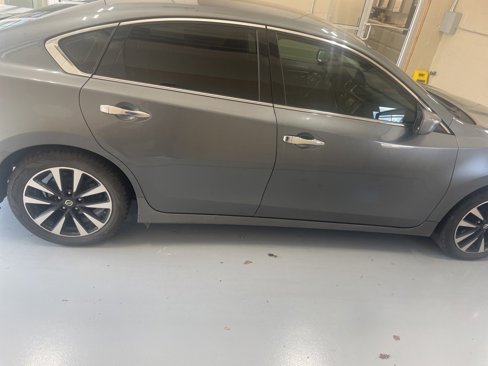 Used 2018 Nissan Altima 2.5 SV image 8