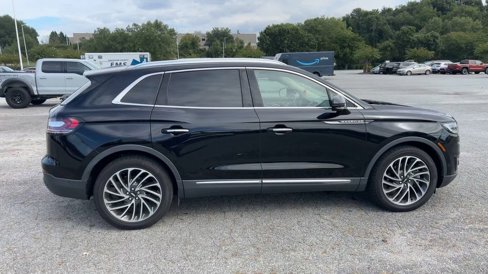 Used 2020 Lincoln Nautilus Reserve w/ Equipment Group 201A image 9