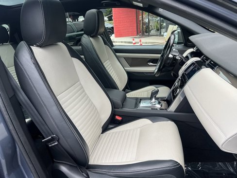 Used 2020 Land Rover Discovery Sport SE R-Dynamic image 31