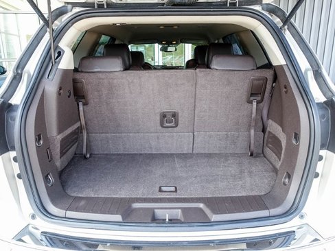 Used 2014 Buick Enclave Leather w/ Trailering Provision Package image 29