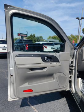 Used 2006 GMC Envoy SLE image 21