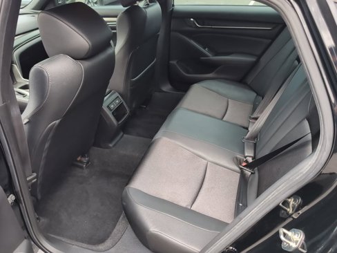 Used 2021 Honda Accord Sport image 13