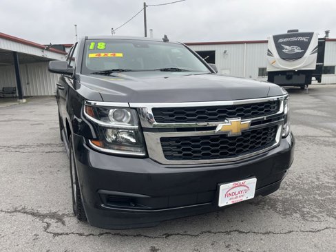 Used 2018 Chevrolet Suburban LT image 3