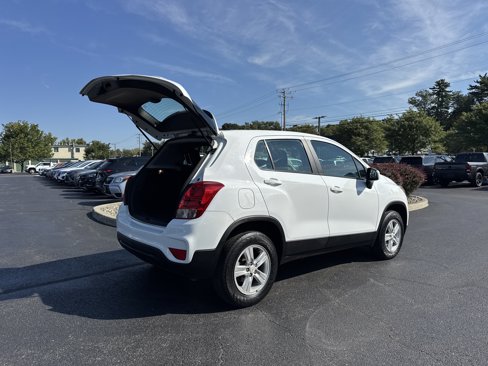 Used 2021 Chevrolet Trax LS image 29