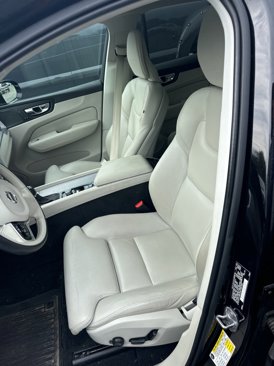 Used 2019 Volvo XC60 T6 Inscription w/ Protection Package Premier image 17