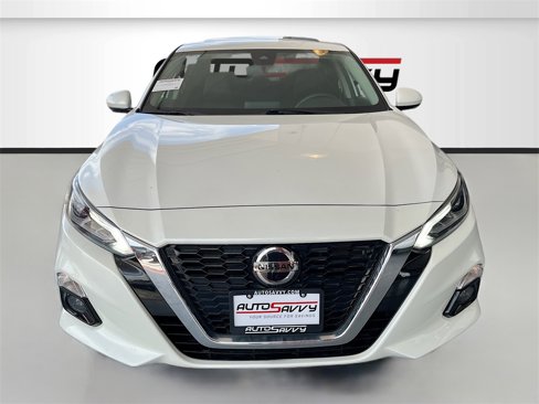 Used 2020 Nissan Altima 2.5 Platinum image 2
