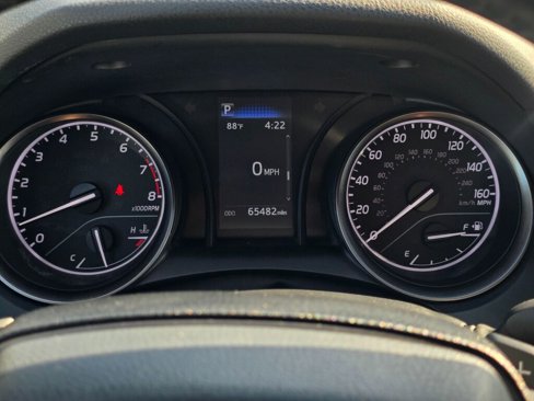 Used 2021 Toyota Camry SE image 22