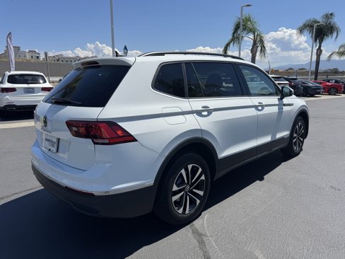 Certified 2024 Volkswagen Tiguan S image 10