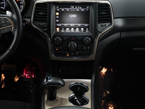 Used 2015 Jeep Grand Cherokee Laredo w/ Quick Order Package 23E image 15