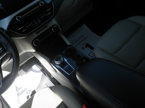 Certified 2022 Ford Escape SEL image 21