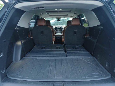 Used 2019 Chevrolet Traverse High Country w/ LPO, Floor Liner Package image 19
