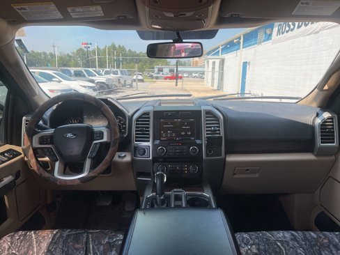 Used 2015 Ford F150 Lariat image 9