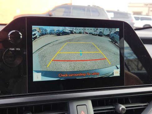 Used 2025 Lexus UX 300h FWD image 18