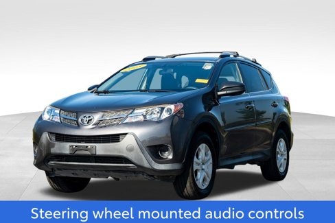 Used 2015 Toyota RAV4 LE image 3