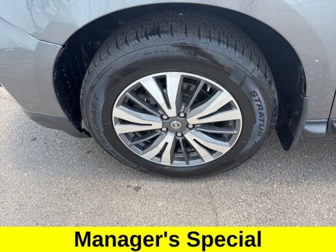 Used 2018 Nissan Pathfinder S image 43