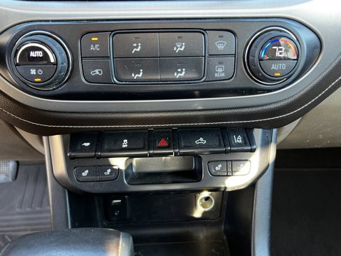 Used 2016 GMC Canyon SLT w/ Driver Alert Package image 28