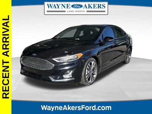 Used 2019 Ford Fusion Titanium image 1