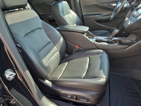 Certified 2017 Chevrolet Malibu Premier w/ Premier Sun and Wheel Package image 29