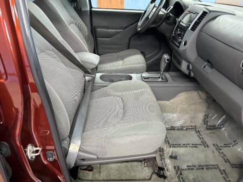 Used 2016 Nissan Frontier SV w/ SV Value Truck Package image 10