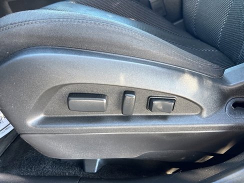 Used 2015 Chevrolet Equinox LT w/ Driver Convenience Package image 8