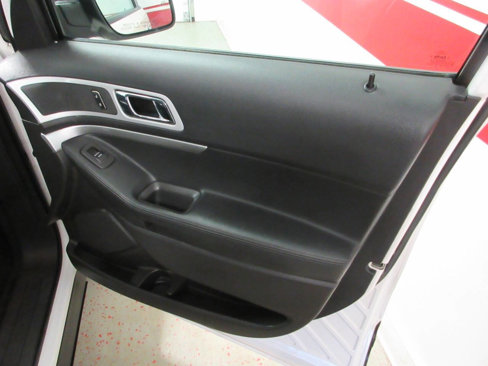 Used 2011 Ford Explorer XLT w/ 202A Rapid Spec Order Code image 27